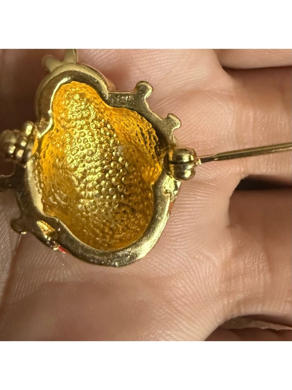 Vintage Lady Bug Brooch Goldtone Rhinestone Enamel Small Vintage 90s - Picture 3 of 3